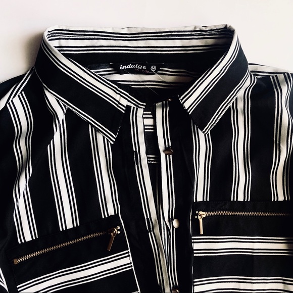 Indulge Collar Cuffed 3/4 Sleeve B&W Mini Dress - Picture 2 of 8